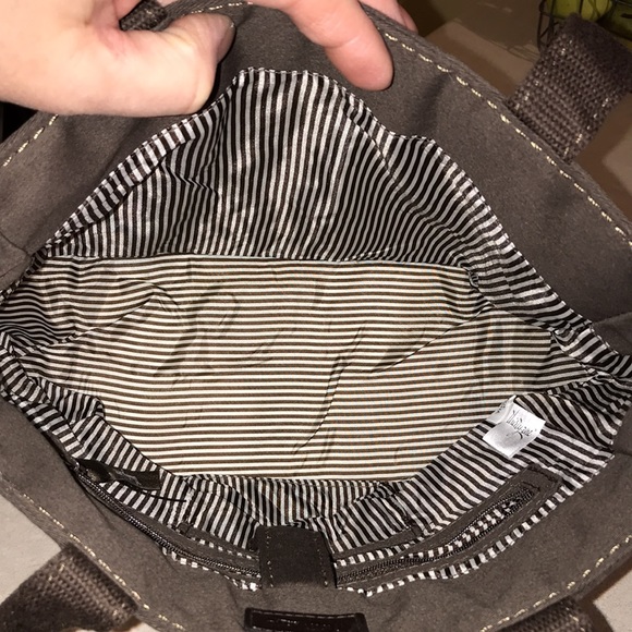 Thirty-One Demi Purse NWOT! - Picture 4 of 5